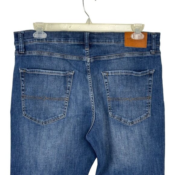Lucky Brand 410 Athletic Fit Straight Medium Wash Denim Jeans Men's 36Wx30L EUC - Picture 5 of 12